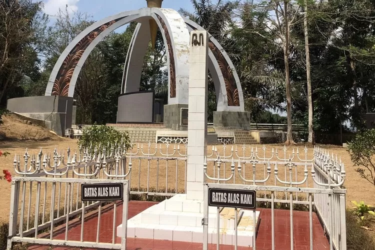 mitos gunung tidar