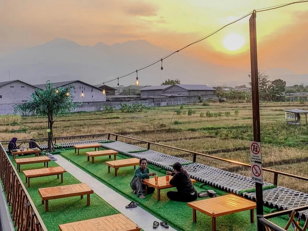 Cafe Konsep Alam di Magelang Cafe Konsep Alam di Magelang