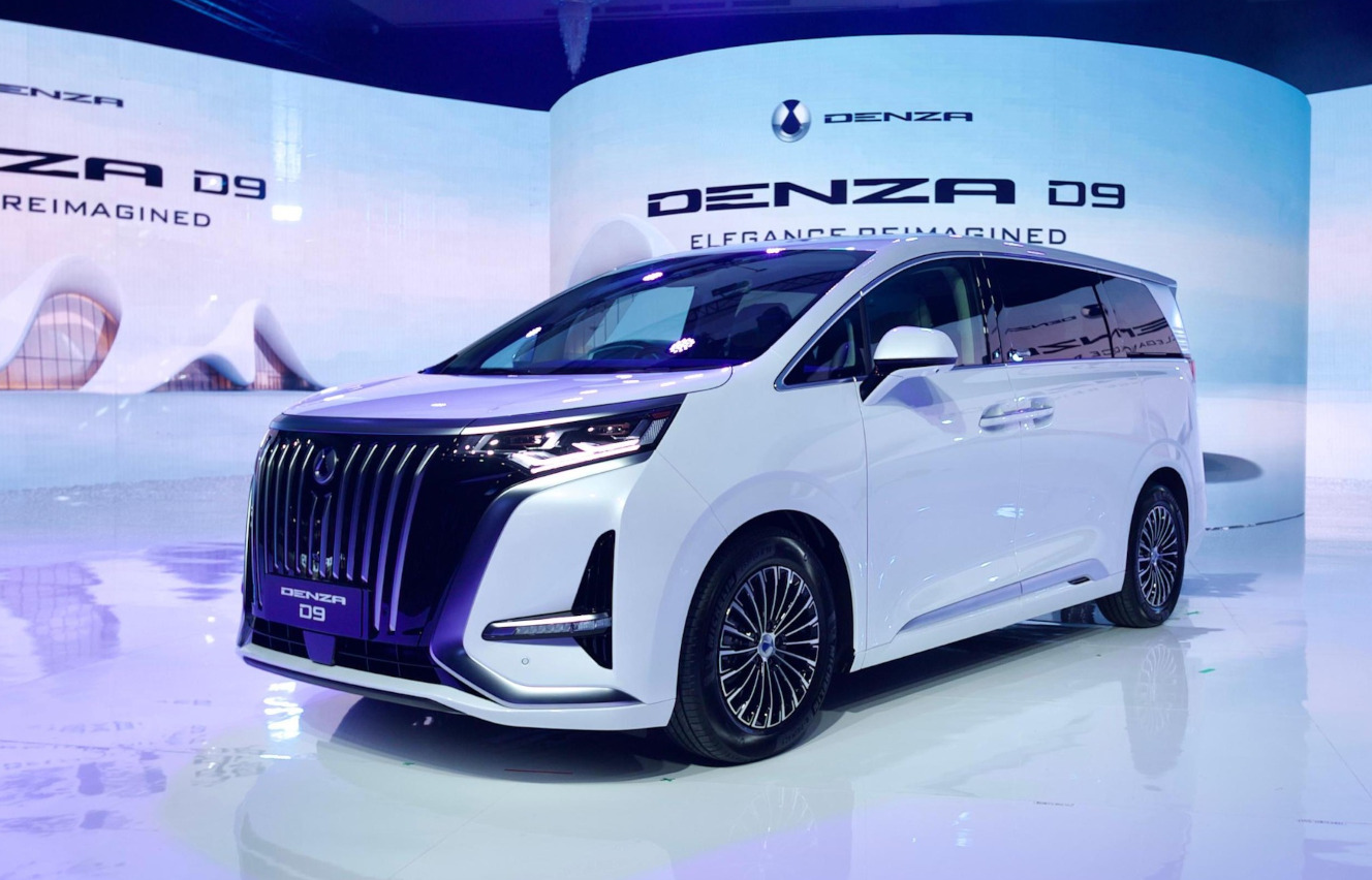 Denza D9